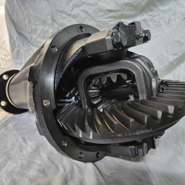 Used Original Front Automatic Pinion 11×39 for Nissan Safari / Super Safari from 2003-2023